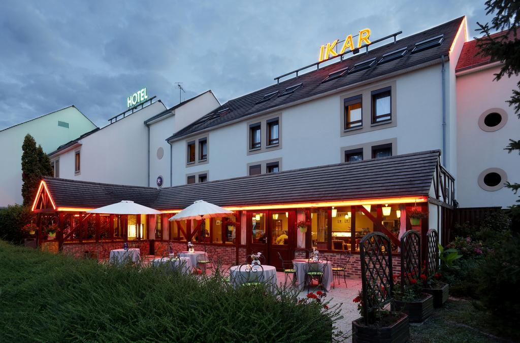 Ikar - Fasthotel Blois Buitenkant foto