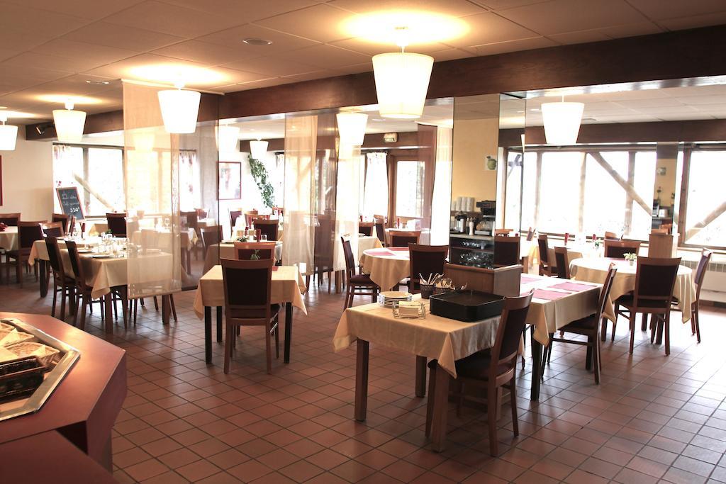 Ikar - Fasthotel Blois Buitenkant foto